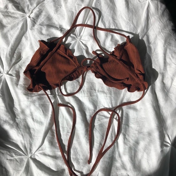 Cute summer triangle string top - Picture 3 of 3